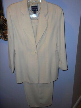 Pale Yellow Pant Suit by Andrea Viccaro